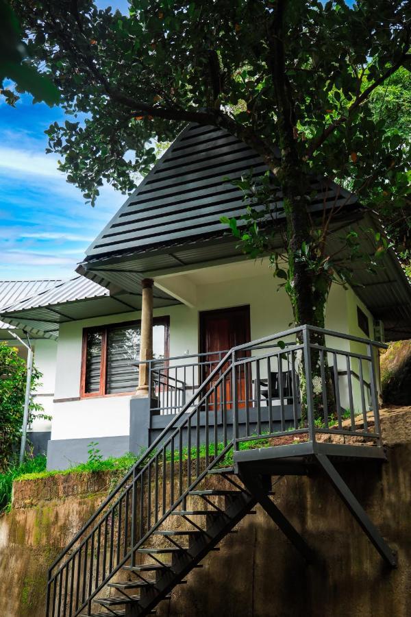 Golden Fern Resort Kanthalloor Екстер'єр фото