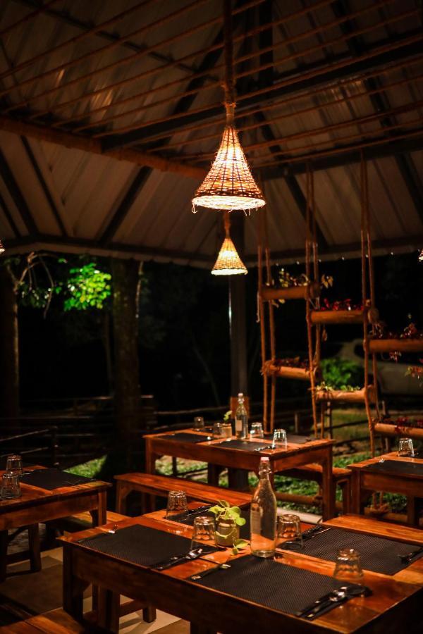 Golden Fern Resort Kanthalloor Екстер'єр фото