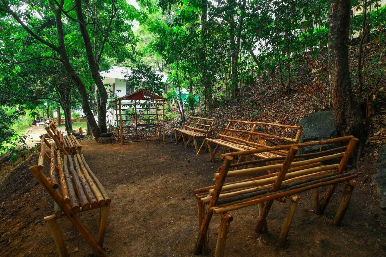 Golden Fern Resort Kanthalloor Екстер'єр фото
